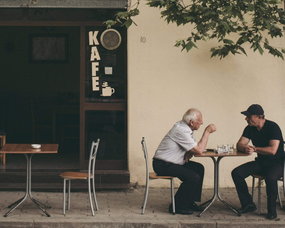 Les meilleurs cafés solidaires healthy à Paris